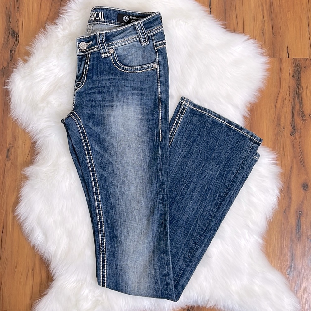 27 x 36 Rock & Roll Cowgirl Jeans Rival Low Rise